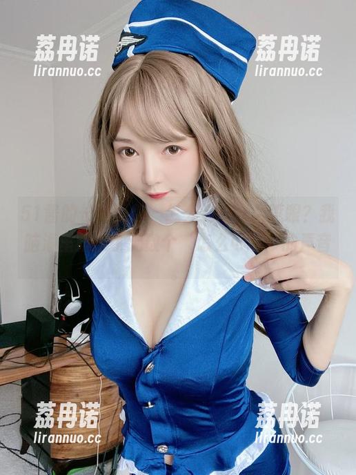 51酱的长腿图包，怎么变得这么惹眼？我脑海里飘来了无数个‘怎么可能’的声音。