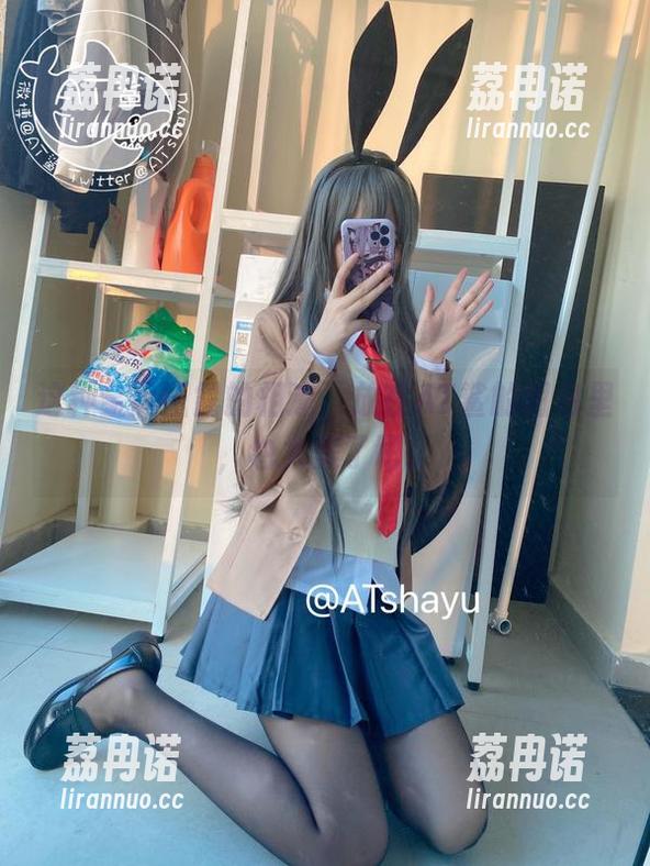 这种金风玉露的相逢，放在AT鲨的图包里，也太美了吧。