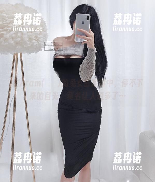 在Aram(아람)的兔女郎写真中，停不下来的目光，莫名让人想多了…