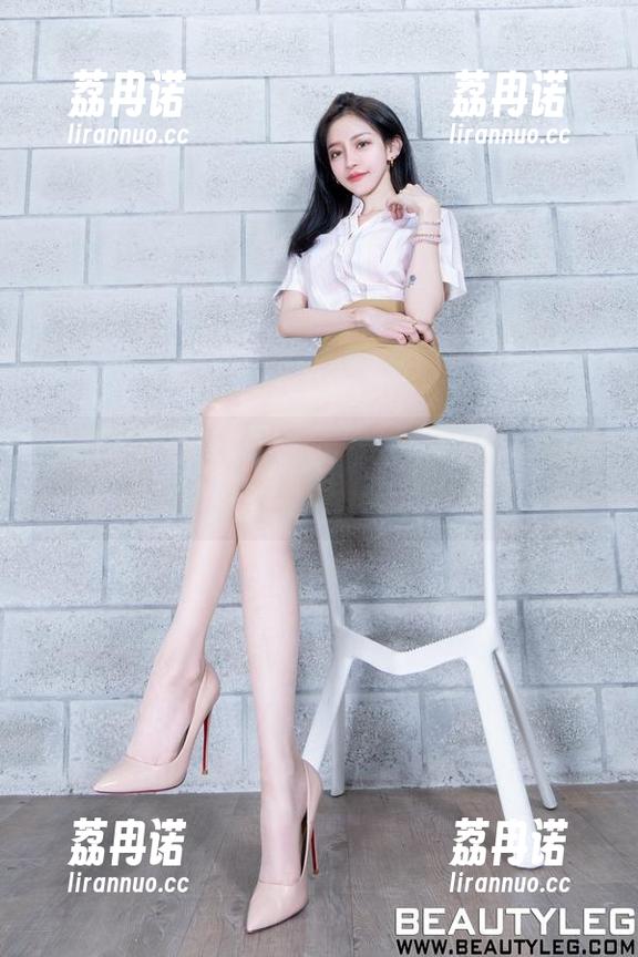 Beautyleg - 当Tina穿上高跟鞋，照片能把整个房间的重力都改变了