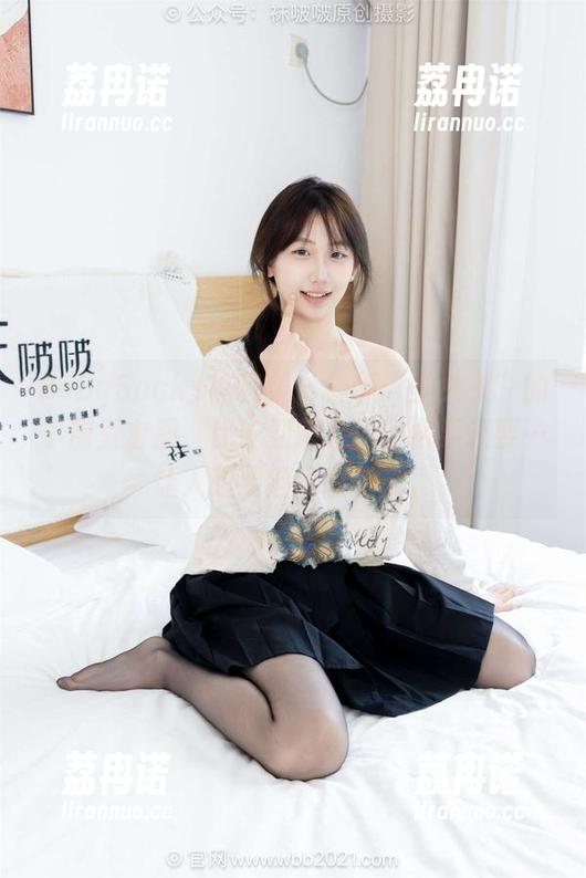 BoBoSocks袜啵啵 - 最新“圣女果”的小甜豆套图，比吃到刚采摘的水果还要…让人想要继续看下去。