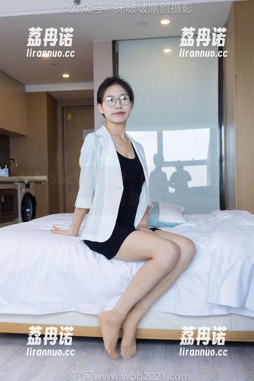 BoBoSocks袜啵啵 - 试问，雪糕的黑丝私拍图片有没有看够？