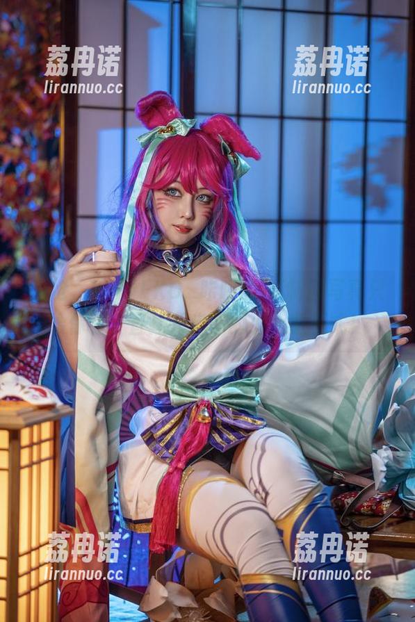 别抢，KANEKO_咔喵的JK制服写真只给你看，直接开启你的小心脏模式！