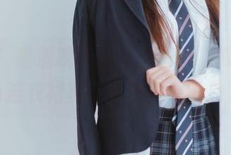 更新啦！喵糖映画的白色修女，噢，那白色连衣裙真让人想多看几眼。