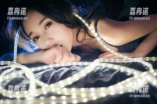 QingDouKe青豆客 - 婕西儿和她的白丝，是我每次点开写真页面的一剂“药”。