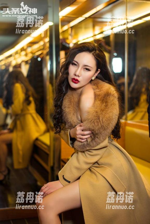 TouTiao头条女神 - 周治宇的私房和服，精神实在太不符合我的审美，哈哈。