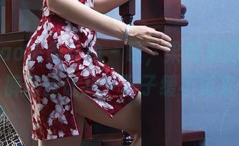 TouTiao头条女神 - 哇，梁芮溪的私房美图，裤里丝让我一下子缓不过来神。