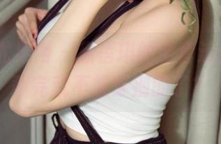 UGirls尤果网 - 黛蓓琪的全套连体衣，下载完就不想穿别的了？