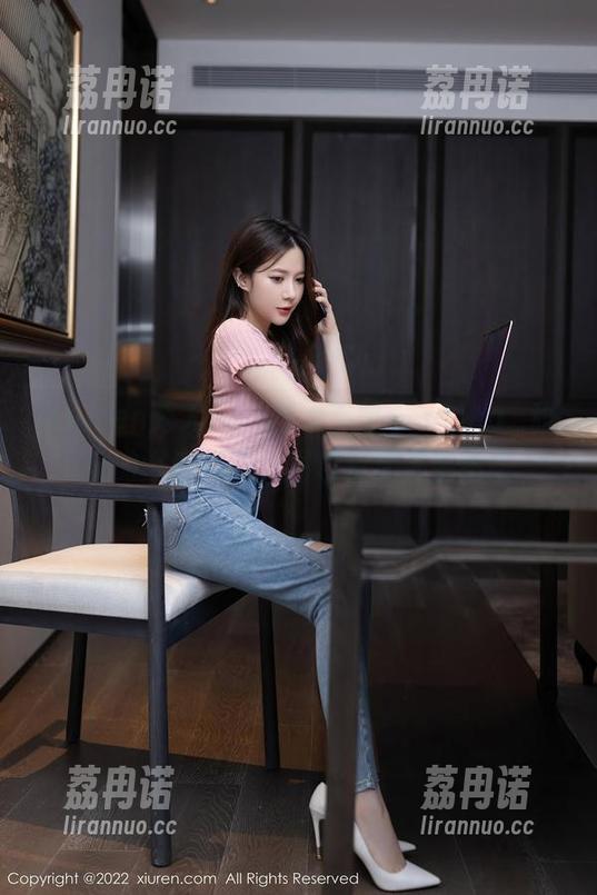 Xiuren秀人网 - 撩人不撩水，tina_甜仔的浴缸趣事，图包资源剁手指南