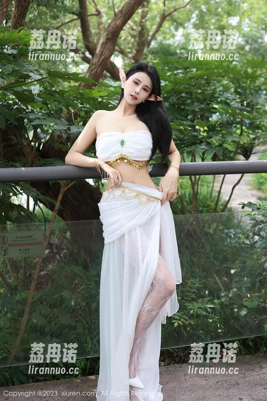 Xiuren秀人网 - 圣诞拆礼物的套路？宋KiKi的无圣光套图等你来拆！