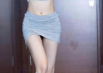 Xiuren秀人网 - 这组高清照片里的雨夕cy，完美诠释了“少女”这一词的所有小情绪。