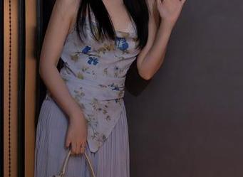 Xiuren秀人网 - 不只是宗教，还有创意，顾乔楠的修女作品，你怎么看？