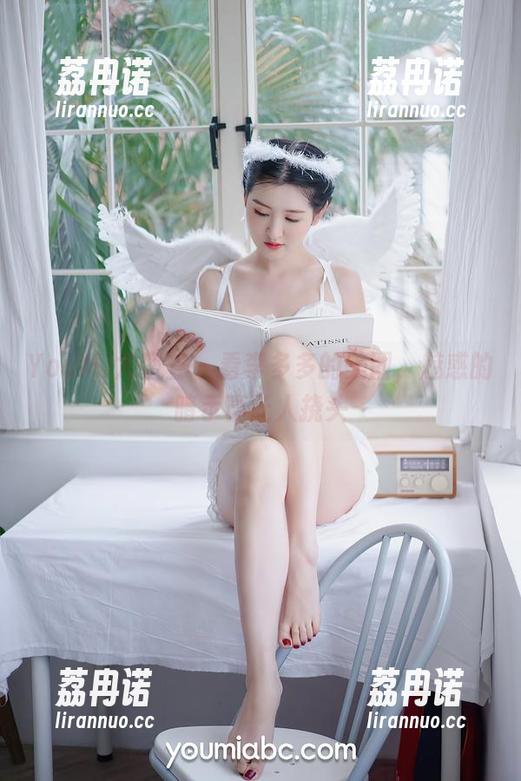 YouMi尤蜜荟 - 看李多多的美图，魅惑的暗示真让人挠头