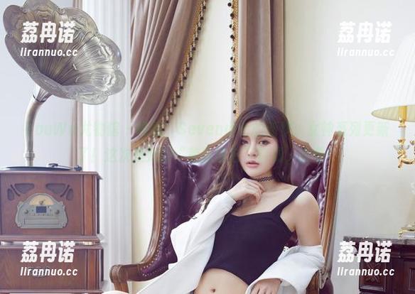 YouWu尤物馆 - 瞧瞧，Seven小七的新作：女神系列更新了！这次是她的“美丽误会”特辑，快看！