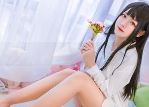 慢慢翻，看lovely呆玄的薄纱图集，发现自己竟然没有嫌弃