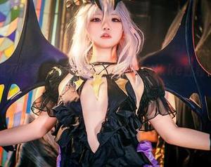 谁说在线美图不能有趣？伊喵君_Nya的Nikke胜利女神尤妮等着你！