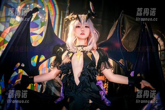 谁说在线美图不能有趣？伊喵君_Nya的Nikke胜利女神尤妮等着你！