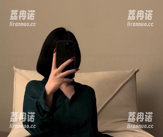 微密圈 - 保守的二舅妈的福利，学妹原图终于来了，真让人停不下来呀！