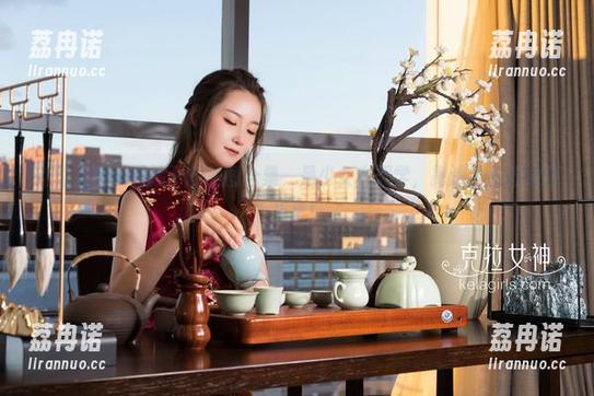 克拉女神 - 看妮子的美图合集，是少女也想学，把这份青涩放口袋里！