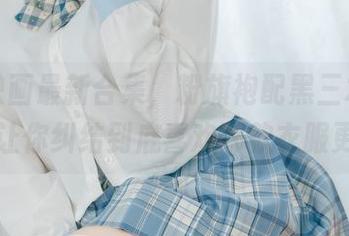 兔玩映画最新合集，粉旗袍配黑三本，就是要让你纠结到底喜欢哪款衣服更多？