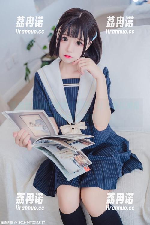 喵糖映画的宅家妹妹写真，让人难以抽身的种种小细节