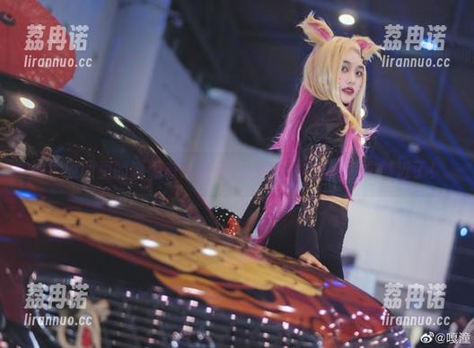 咦？原图里的嘎潼有啥秘密？她的写真离我越来越近了！
