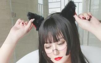 夏鸽鸽不想起床水手服大片上线，私房不仅有人生冷盘，还多了一点海洋气息。