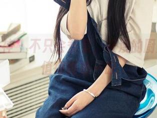 头条女神 - 不只会煮菜，筱溪的厨娘写真值得再看一眼