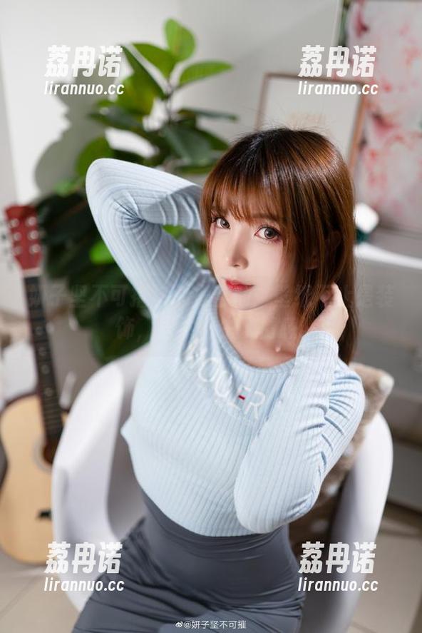 妍子坚不可摧与那把吉他：壁纸不止是装饰，居然催生了情感!