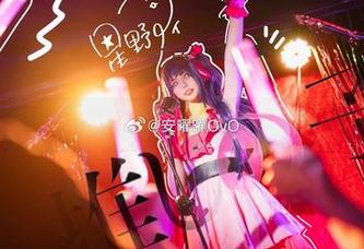 安曜曜的禁地修女cos，下载分分钟让你沉迷。