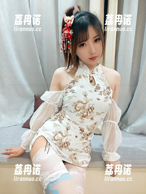 泳池边的小女巫露娜：能把我淋湿的图集还是资源来着？