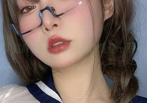 又是一组小泉学姐吖的涞觅图，在线感受一下扑面而来的美！
