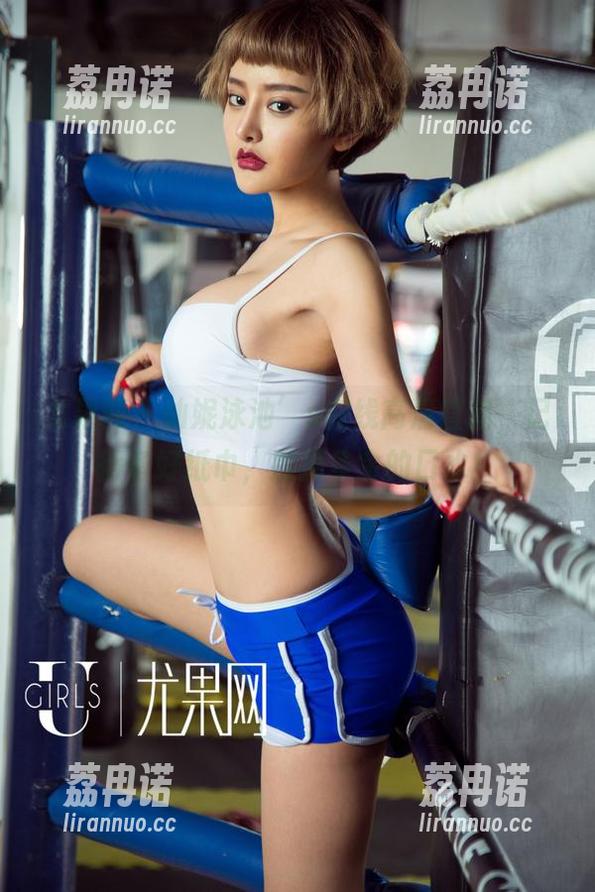 尤果网 - 仙妮泳池’s在线高清直播，记得备好纸巾，擦掉多余的口水！