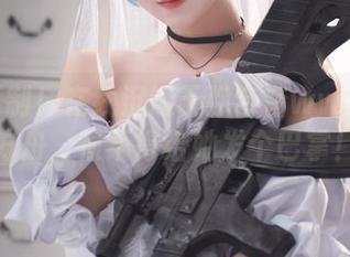 原图巨制！在线沉迷于弥音音ww的明日方舟，恨不得给她发个巴掌！