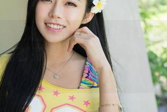 推女神 - 魏扭扭与她的白衬衫：原图里每一个角落都有故事，精选给你。所以你准备好了吗？