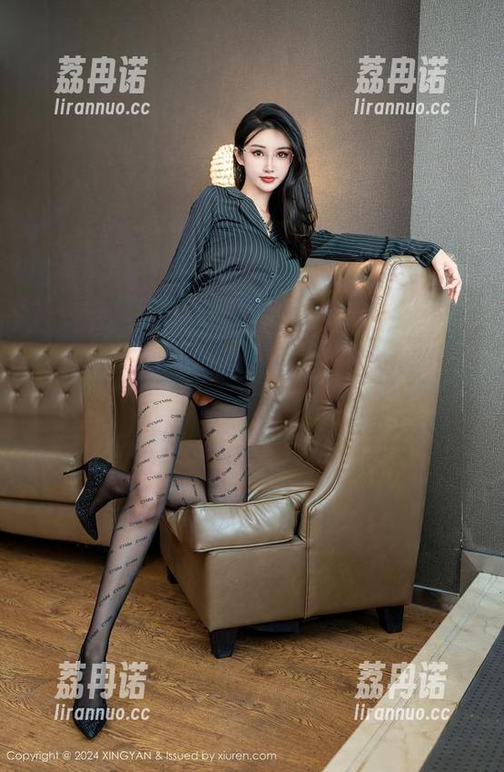 星颜社 - 梦心玥全套写真：耍心眼的“美足”理论？