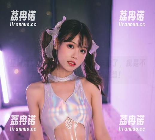 星黛鹿鹿i的平安集锦，cos太丰富了，我是不是跟不上潮流了？分享点感想！