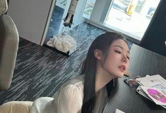 微密圈 - 看是小逗逗是如何把镂空玩得这么有趣，原图亮相！
