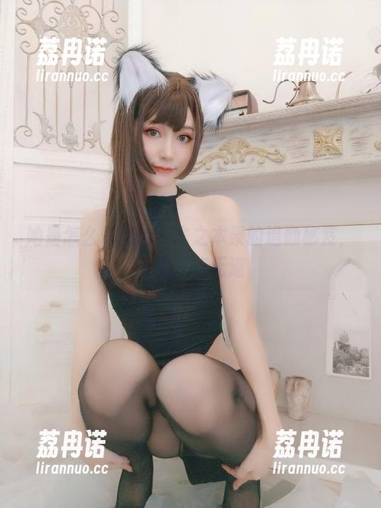 她是怎么做到的？木之本果的退勤秘笈，美图一览无遗