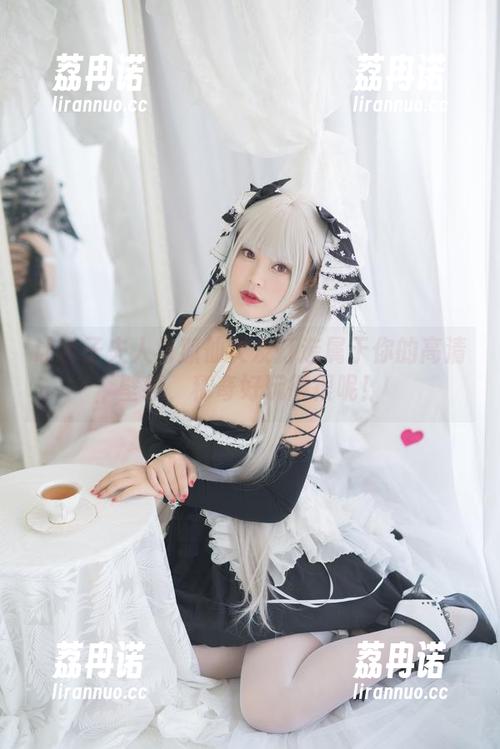 让杏子夫人与狐仙女友打造属于你的高清壁纸，稀奇好玩得很呢！