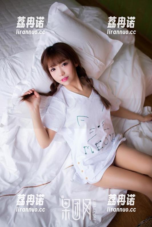 果团网 - 海边随拍，蜜桃Q妹儿的定制作品，试问谁能抵挡这样的风景？