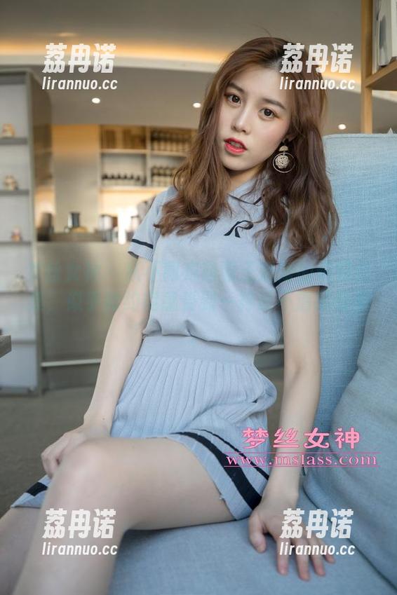梦丝女神 - 从不同方向看王娇娇的眼镜合集，似乎隐约能感受到一种说不清的吸引。