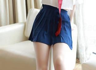 模范学院 - 办公室里的唐琪儿Beauty：你绝想不到的免费写真风云