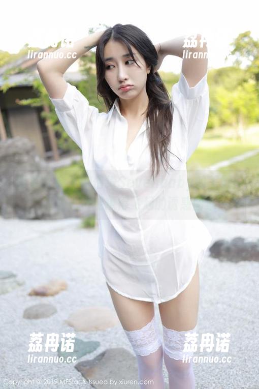 模范学院 - 柳侑绮Sevenbaby的美腿：无圣光也能撩得飞起的诱惑图集