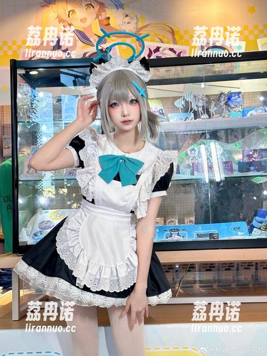 她就是这样慵懒：橙喵的睡衣写真线上碰撞