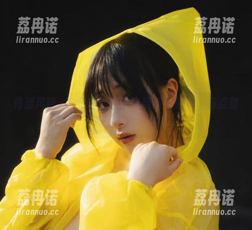 浅安安 青涩风味x浅安安:打开这组美图图集,有点甜,但又不太一样!