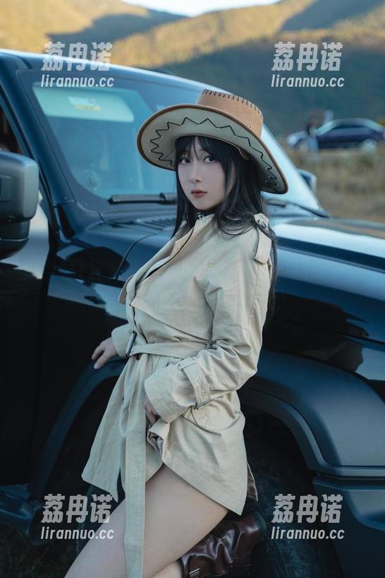 体操服+浅安安，怎么看都是加分项——最新作品快来收藏！