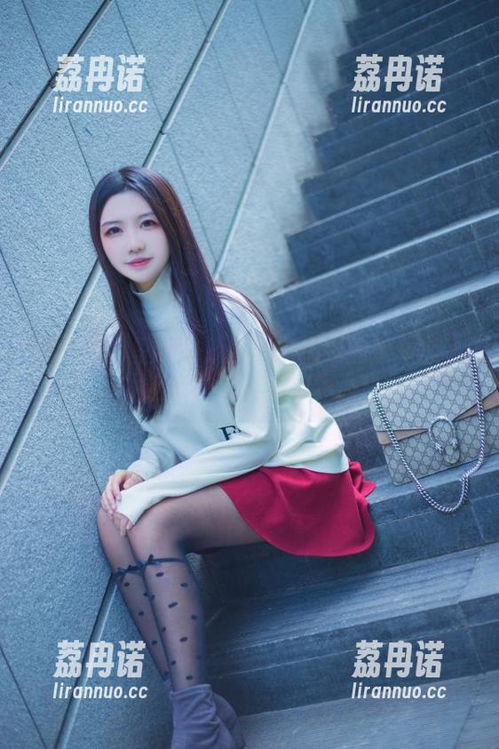 这个网盘里藏着源纱希喵喵喵的香车美人，还不快来下载一颗心！