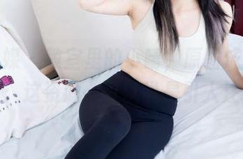 物恋传媒 - 教室里的小晴，原图成了不小的惊吓：这资源，可以说是引人注目吧！
