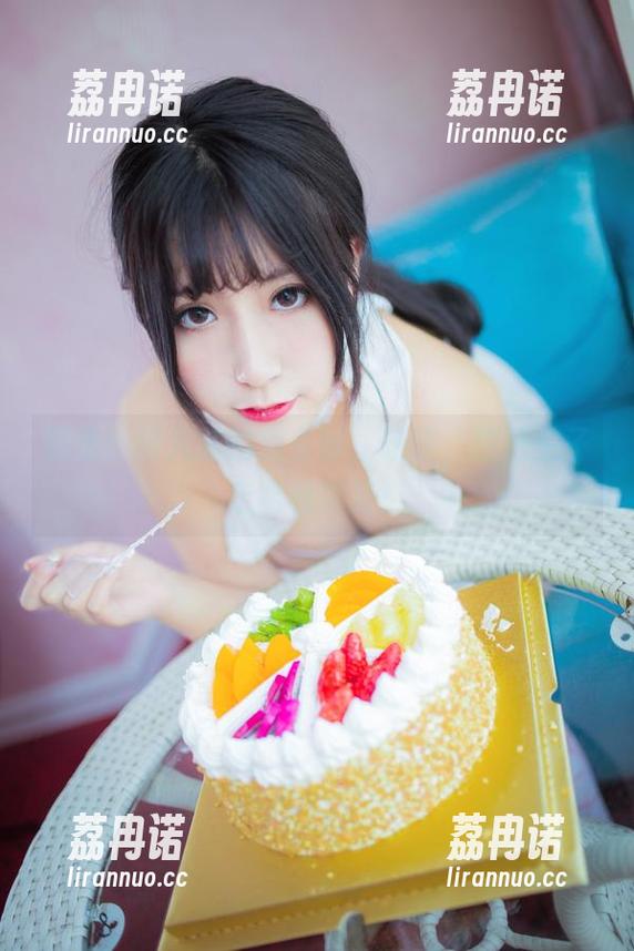精选：猫九酱的兔女郎，咳咳，这只兔子走路稳如猫！